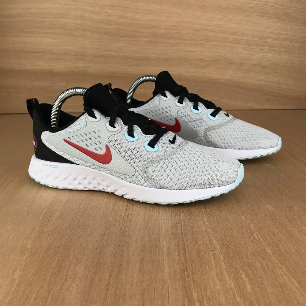NIB Nike Legend React Pure Platinum